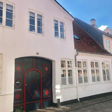 شقة Sonderport Bed & Kitchen